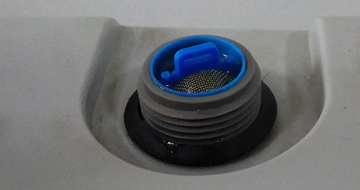 洗衣机进水管堵了进水小怎么办？